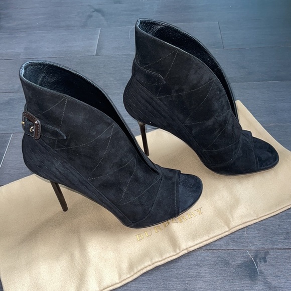 Burberry Suede Peep-toe ankle boots. Size 7 - Picture 4 of 8